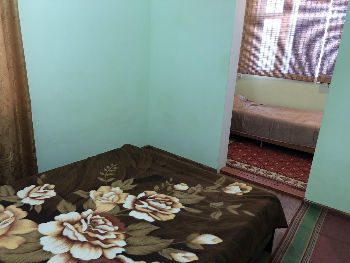 Guesthouse On Sovhoznaya 18 Gagra Esterno foto