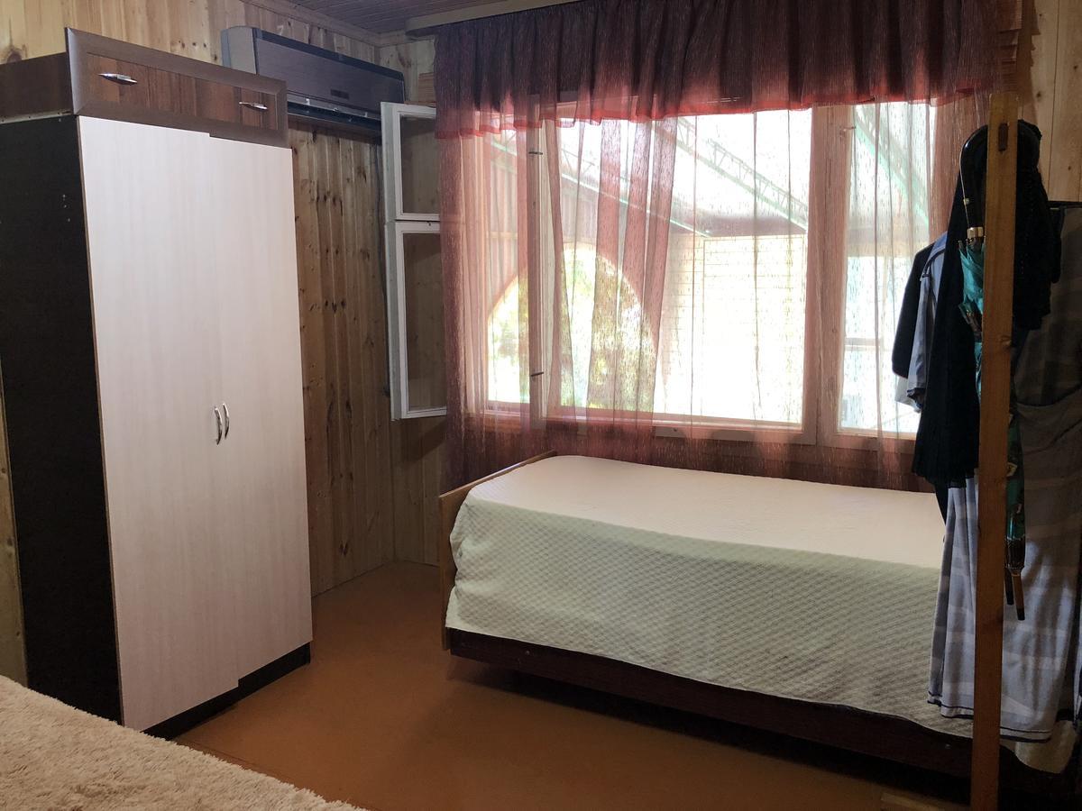 Guesthouse On Sovhoznaya 18 Gagra Esterno foto